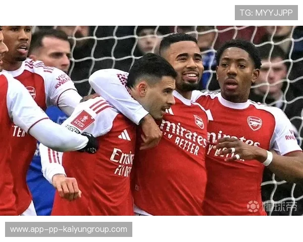 阿森纳球队纪律严明，临场指挥果断高效