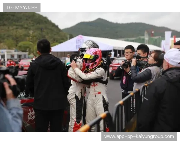 逆境中的“绝地反击”,接连上演! 逆境中的“绝地反击”,接连上演!